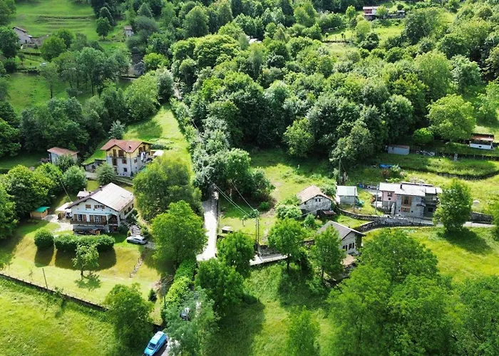 Nini's Chalet Schignano (Como)