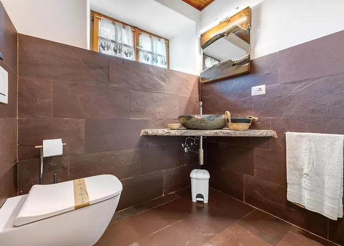 Nini's Schignano (Como)